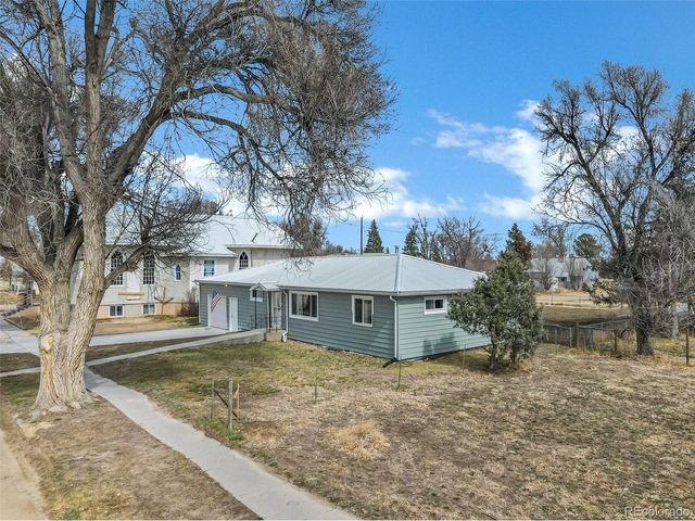 408 Sioux Ave, Simla, CO 80835