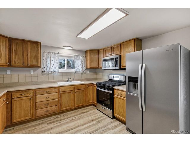 408 Sioux Ave, Simla, CO 80835
