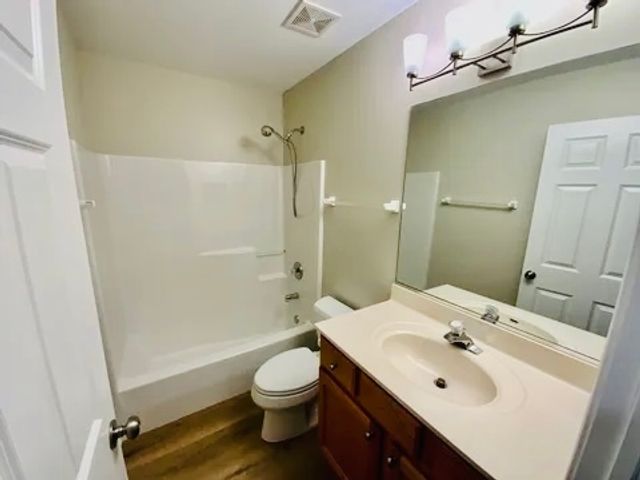 613 N HIDDEN PRAIRIE Court 613, Palatine, IL 60067