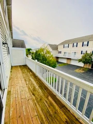 613 N HIDDEN PRAIRIE Court 613, Palatine, IL 60067