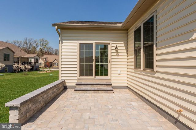 605 GREENBRIAR PATH, Cochranville, PA 19330