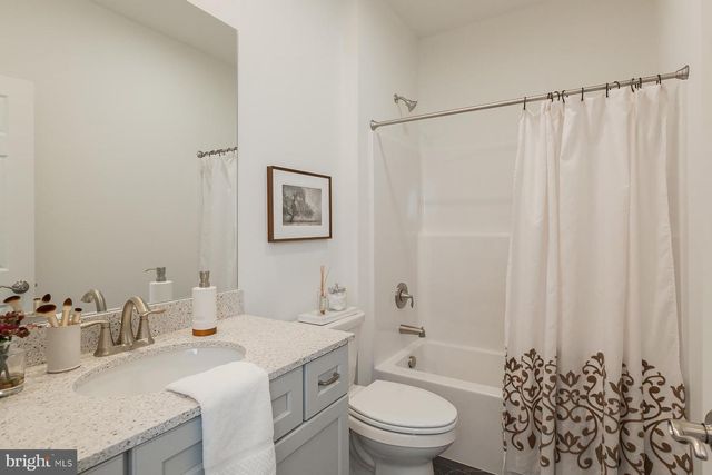 605 GREENBRIAR PATH, Cochranville, PA 19330