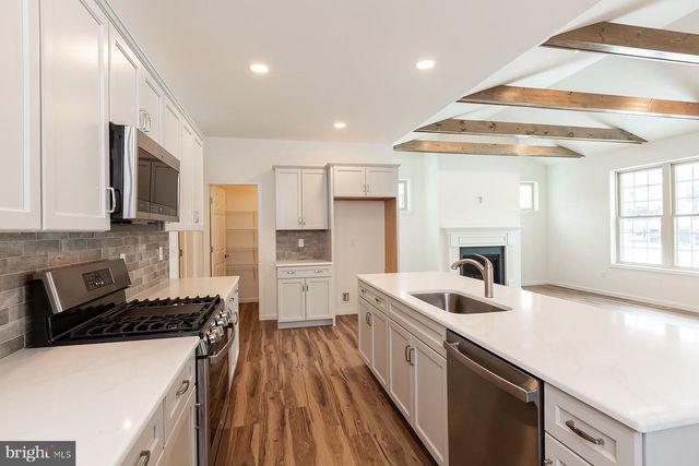 605 GREENBRIAR PATH, Cochranville, PA 19330