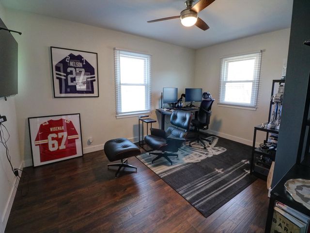 2306 Montclair Dr, Salina, KS 67401