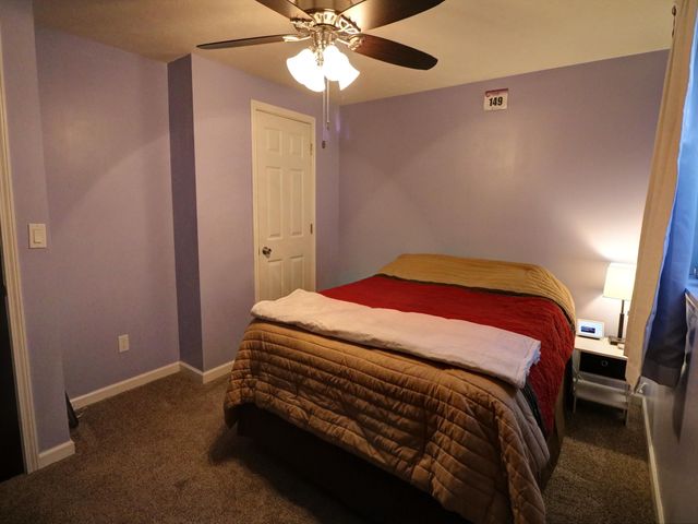 2306 Montclair Dr, Salina, KS 67401