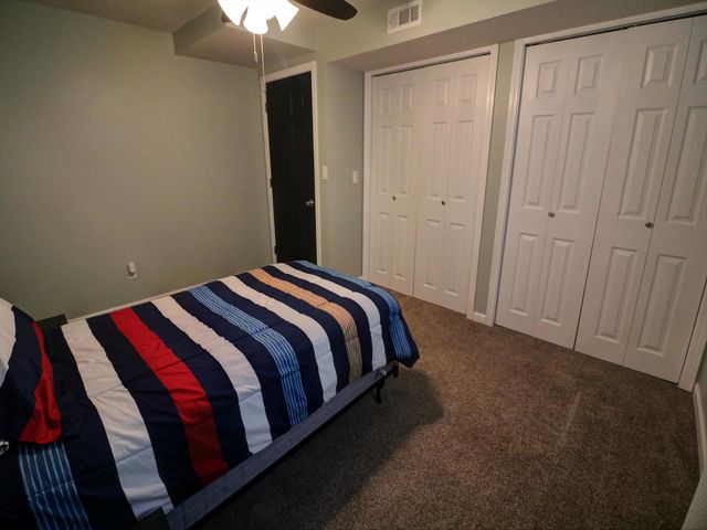 2306 Montclair Dr, Salina, KS 67401