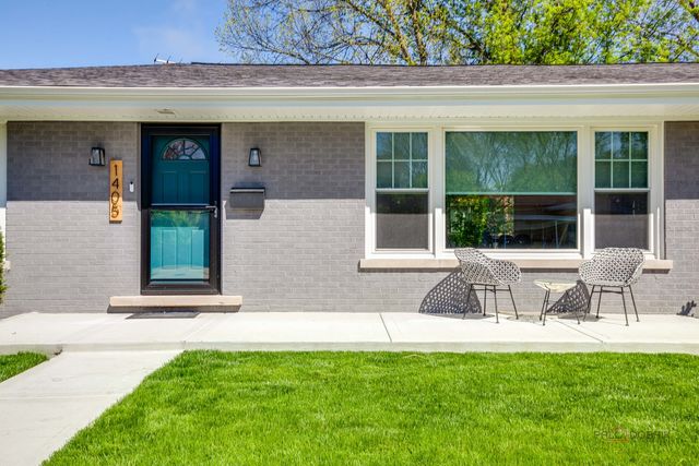 1405 Wescott Road, Northbrook, IL 60062