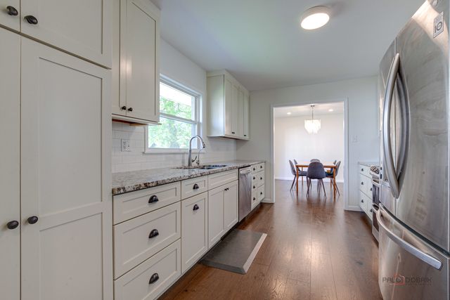 1405 Wescott Road, Northbrook, IL 60062