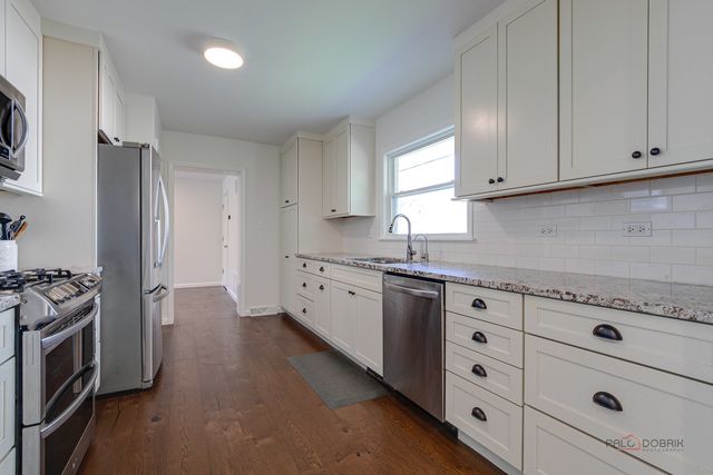 1405 Wescott Road, Northbrook, IL 60062