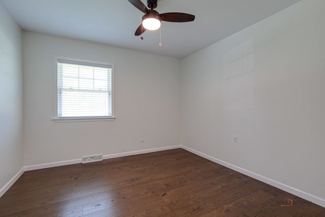 1405 Wescott Road, Northbrook, IL 60062