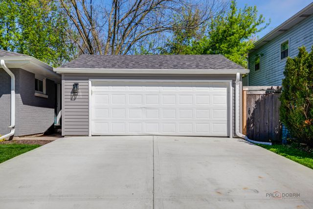 1405 Wescott Road, Northbrook, IL 60062