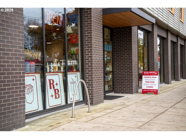 7204 Se STEELE St, Portland, OR 97206