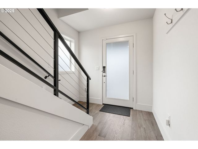 7204 Se STEELE St, Portland, OR 97206