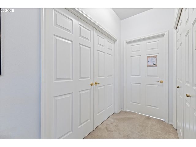 4411 E 15TH St, Vancouver, WA 98661