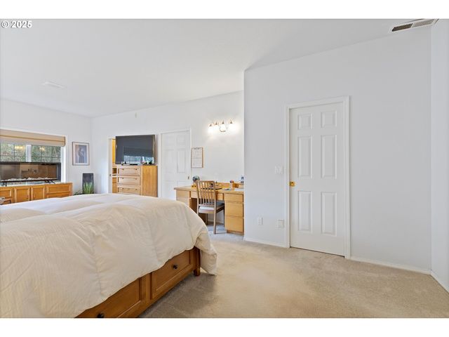 4411 E 15TH St, Vancouver, WA 98661