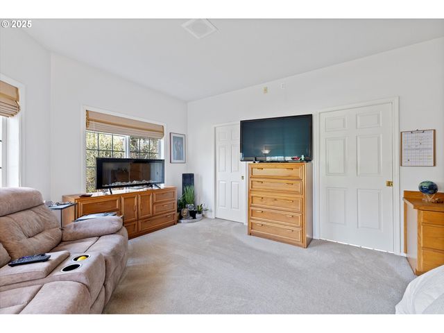 4411 E 15TH St, Vancouver, WA 98661