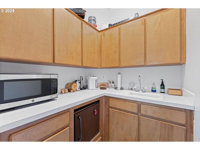 4411 E 15TH St, Vancouver, WA 98661