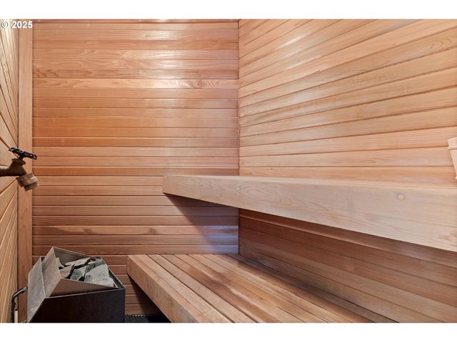 4411 E 15TH St, Vancouver, WA 98661