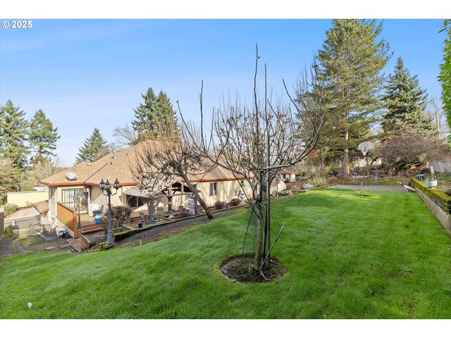 4411 E 15TH St, Vancouver, WA 98661