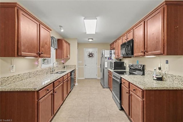 40 Quartz Court, Gibsonville, NC 27249