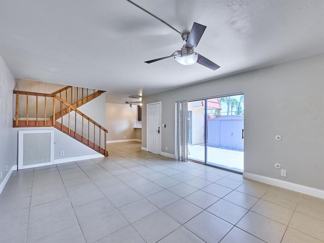 1540 Masters Circle 180, Delray Beach, FL 33445