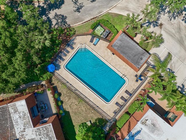 1540 Masters Circle 180, Delray Beach, FL 33445