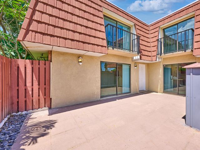 1540 Masters Circle 180, Delray Beach, FL 33445