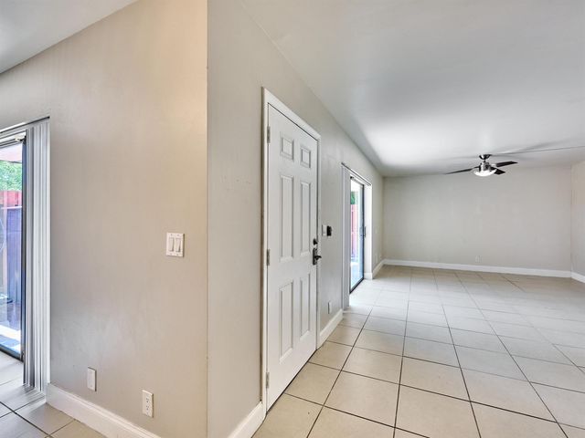 1540 Masters Circle 180, Delray Beach, FL 33445