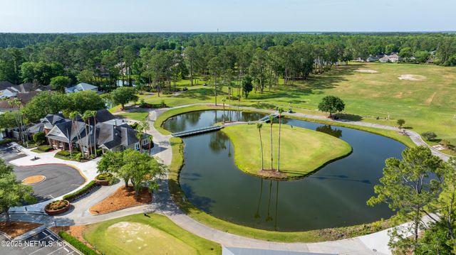 1884 LAKE FOREST Lane, Fleming Island, FL 32003