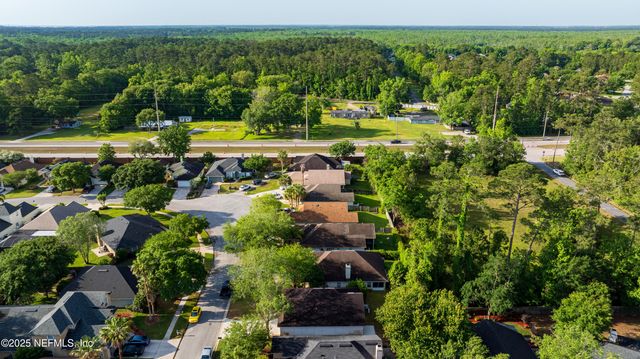 1884 LAKE FOREST Lane, Fleming Island, FL 32003