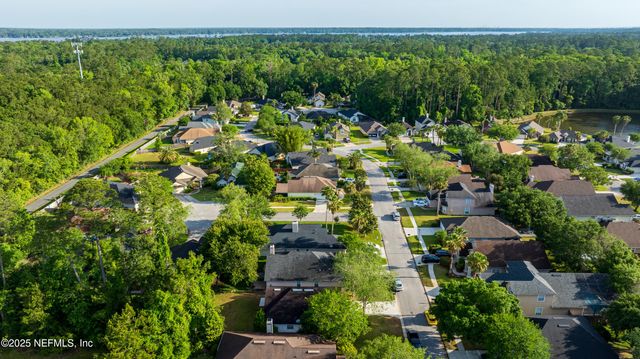 1884 LAKE FOREST Lane, Fleming Island, FL 32003