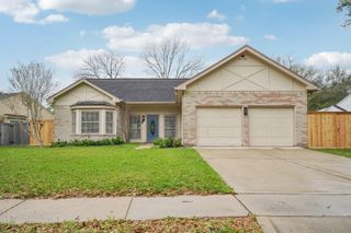 2926 Lakefield Way, Sugar Land, TX 77479