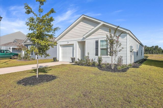 120 Clear Tide Drive, Summerville, SC 29486