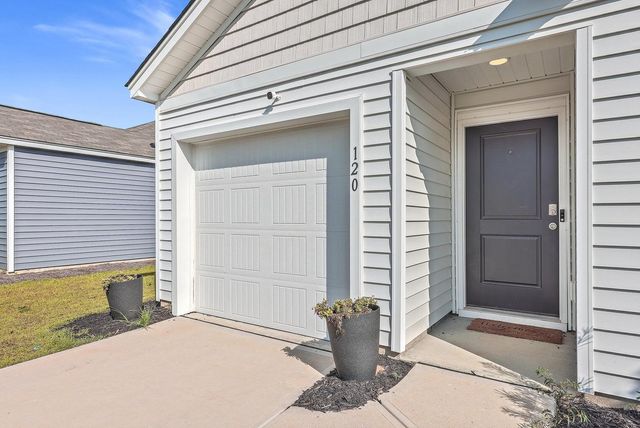 120 Clear Tide Drive, Summerville, SC 29486