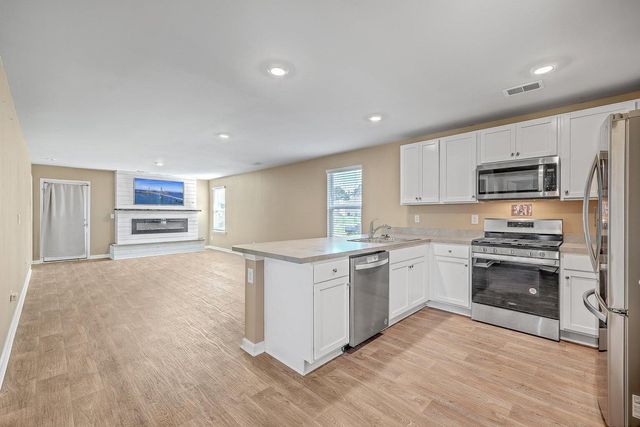 120 Clear Tide Drive, Summerville, SC 29486