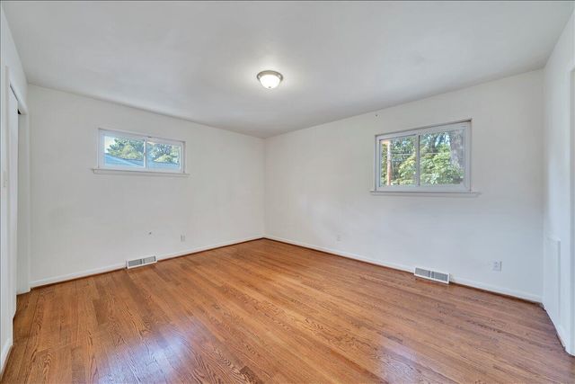 1117 Conifer LN, Salem, VA 24153