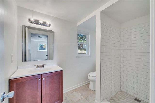 1117 Conifer LN, Salem, VA 24153