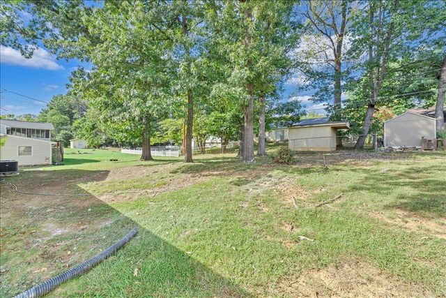 1117 Conifer LN, Salem, VA 24153