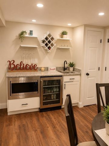 27 Sumner St, Brockton, MA 02301