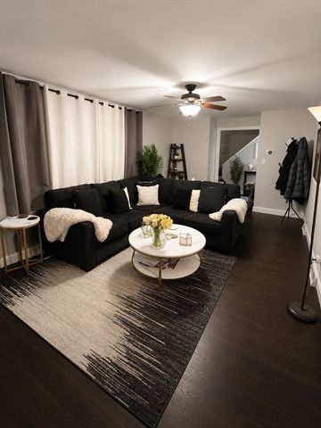 27 Sumner St, Brockton, MA 02301