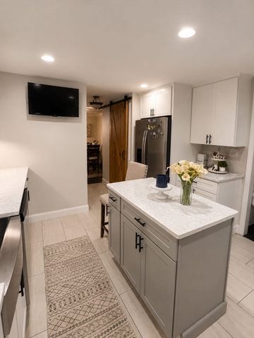 27 Sumner St, Brockton, MA 02301