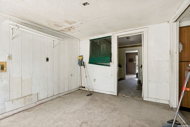 215 W ACADEMY ST, San Antonio, TX 78226