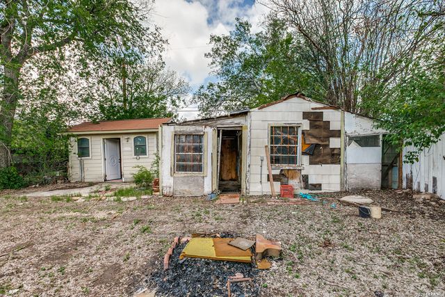215 W ACADEMY ST, San Antonio, TX 78226