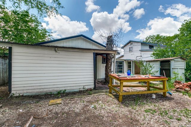 215 W ACADEMY ST, San Antonio, TX 78226