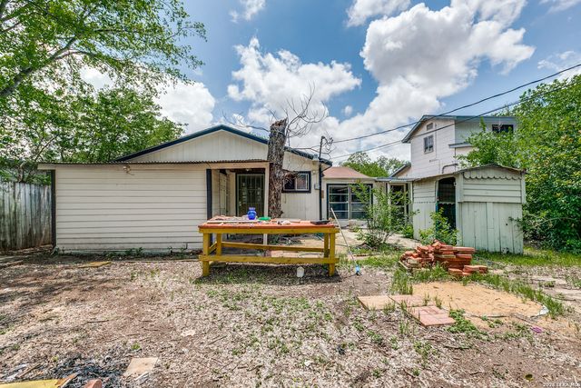 215 W ACADEMY ST, San Antonio, TX 78226