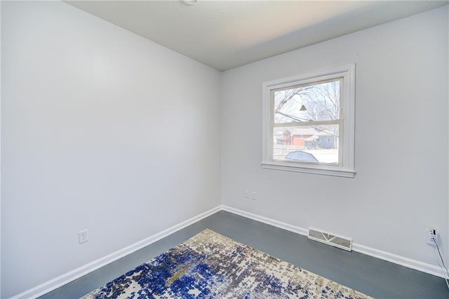 311 SW Pinnell Drive, Lee's Summit, MO 64081