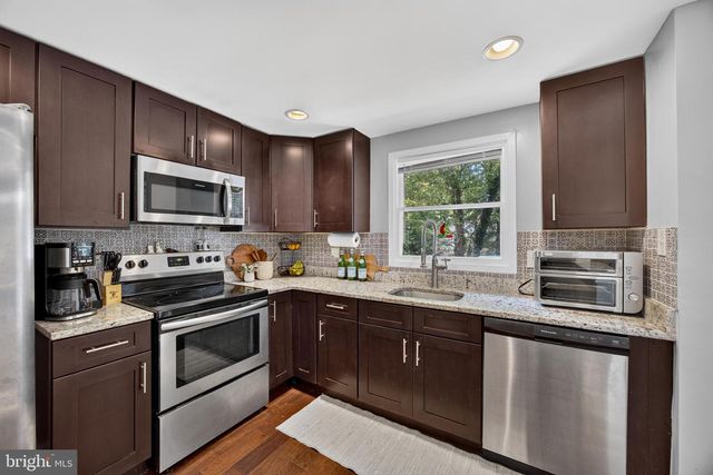 7228 SLEEP SOFT CIR, Columbia, MD 21045