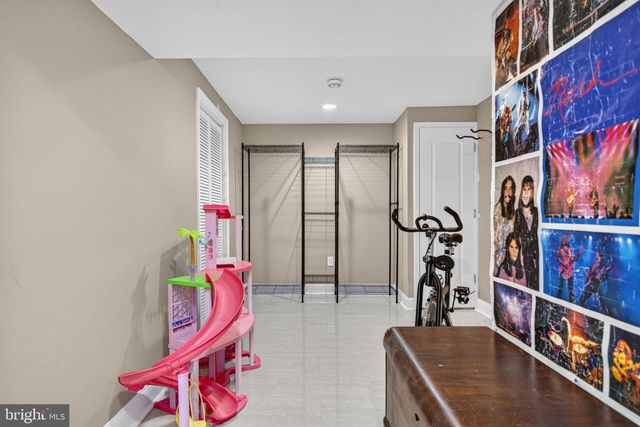 7228 SLEEP SOFT CIR, Columbia, MD 21045