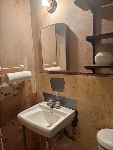 1409 Lalita St, Alice, TX 78332
