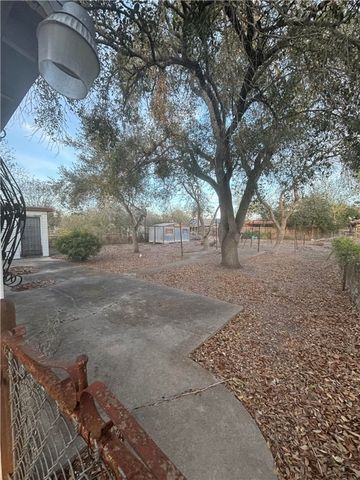 1409 Lalita St, Alice, TX 78332